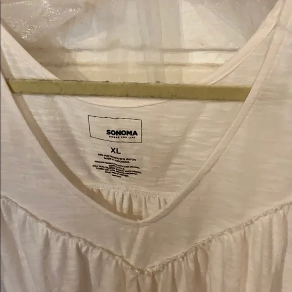 Tank top - Picture 2 of 3